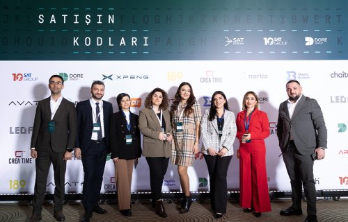 Dore Group SAT FORUM-da bas sponsor kimi
